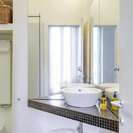 Apartment Splendido Trilocale Di Design Milan