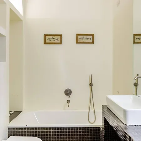 Apartment Splendido Trilocale Di Design