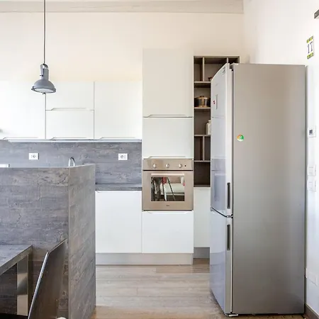 Splendido Trilocale Di Design Apartment Milan