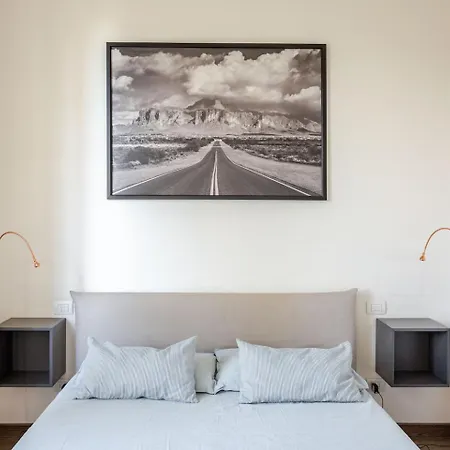 Apartment Splendido Trilocale Di Design Milan